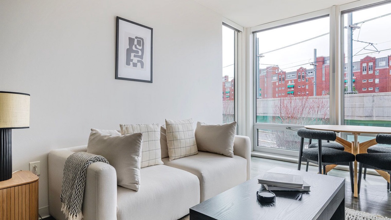 Photo of Livingroom in East Cambridge