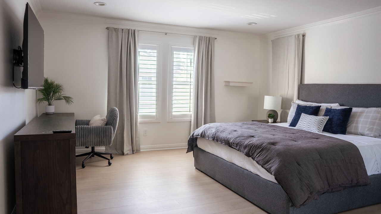 Photo of Bedroom in Duarte