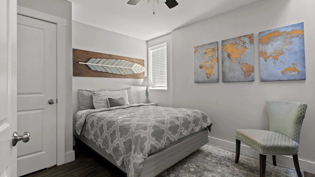 Photo of Bedroom in Yachting Village