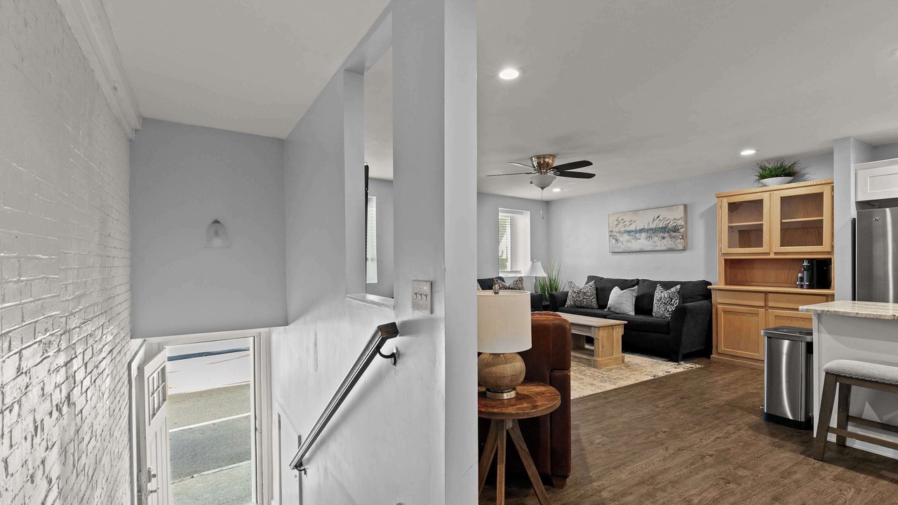 Photo of Livingroom in Yachting Village