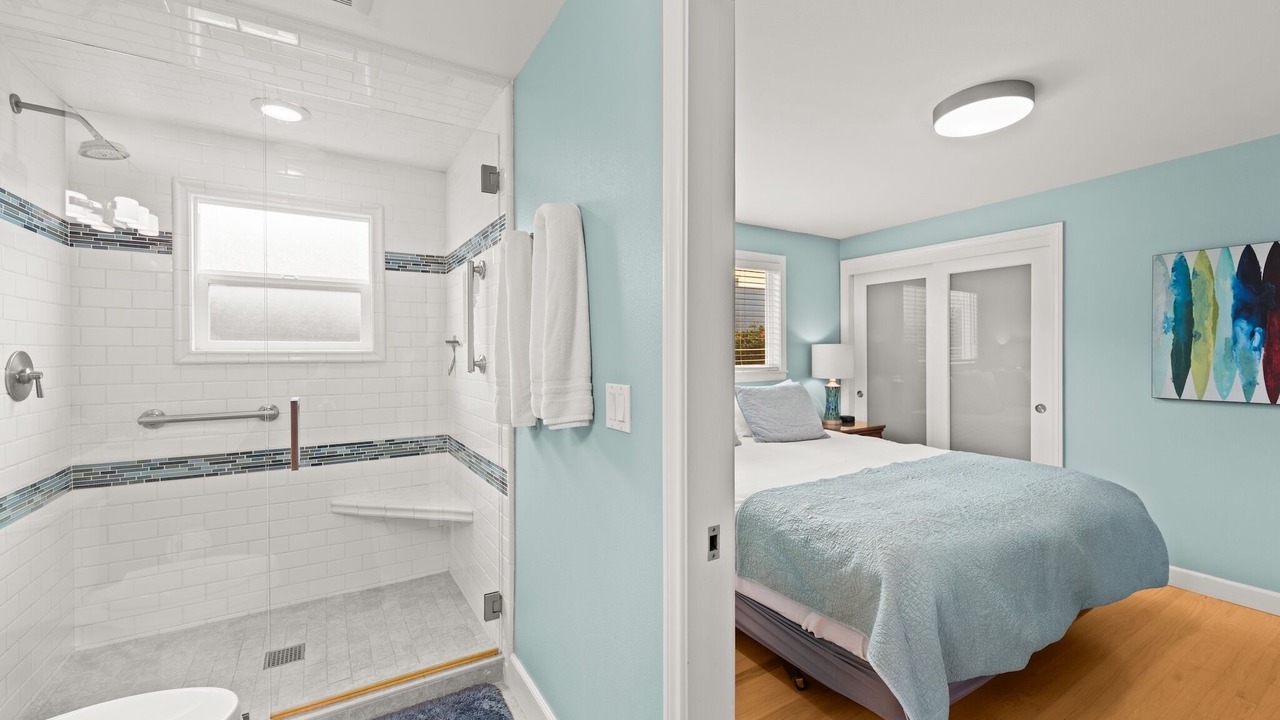 Photo of Bathroom in Pierpont Bay