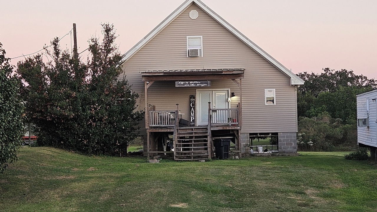 Photo of Outdoor in Delacroix