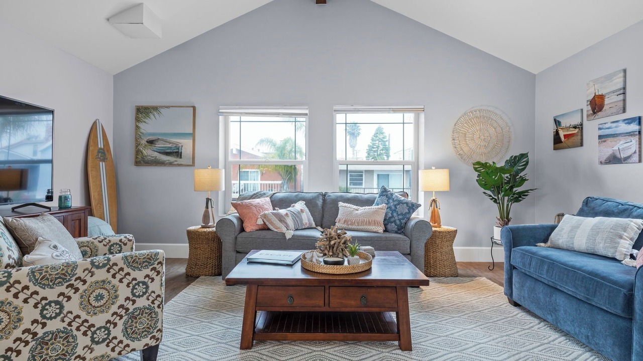 Photo of Livingroom in Hollywood