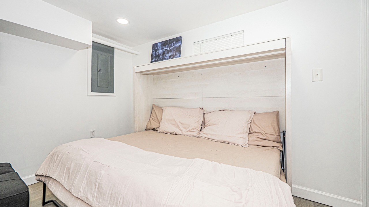 Photo of Bedroom in Anacostia