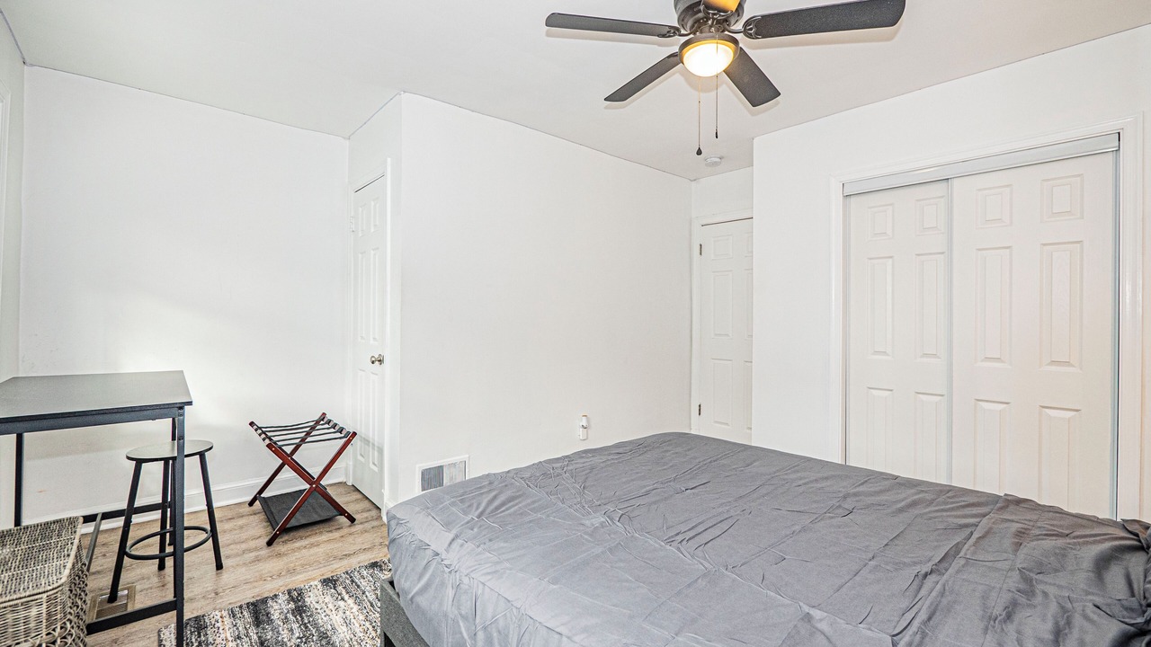 Photo of Bedroom in Anacostia