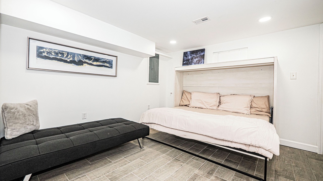 Photo of Bedroom in Anacostia