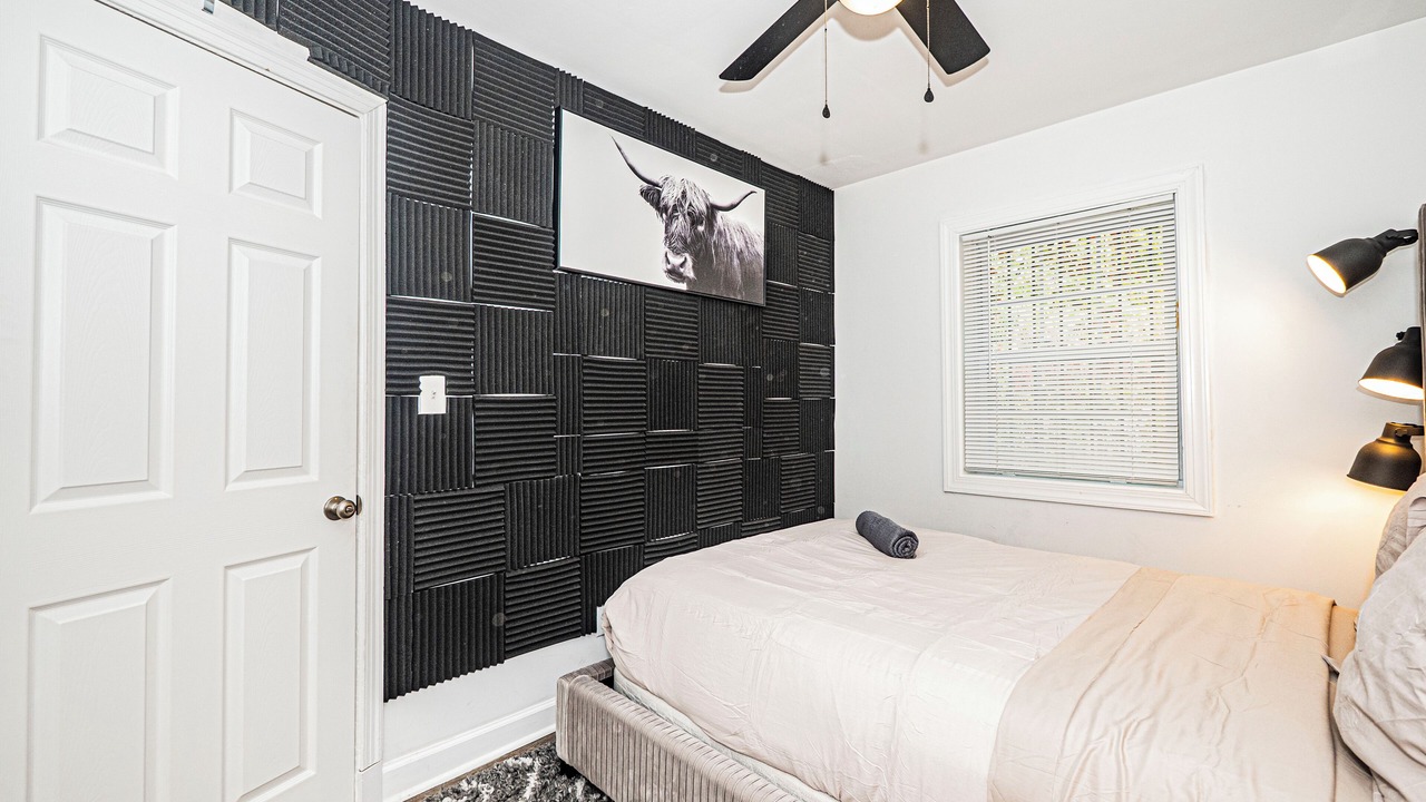 Photo of Bedroom in Anacostia