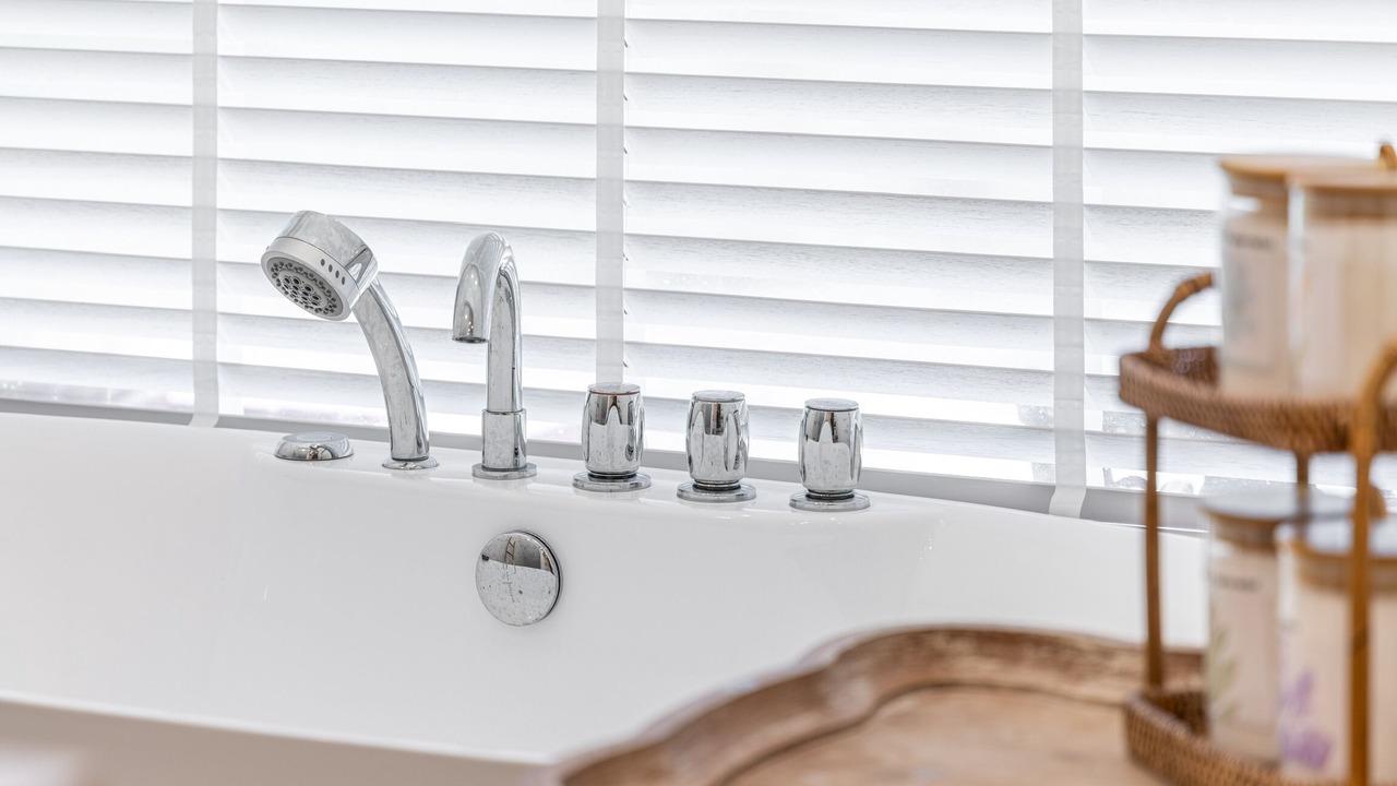Photo of Bathroom in Thousand Oaks