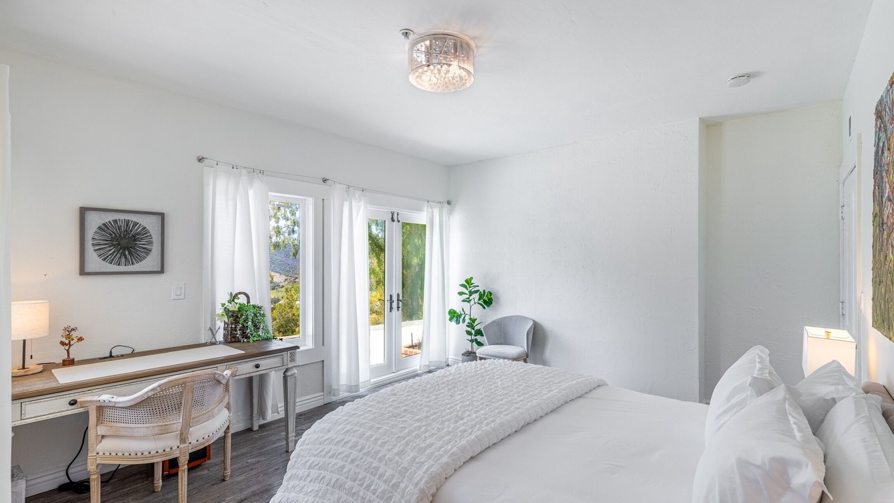 Photo of Bedroom in Thousand Oaks
