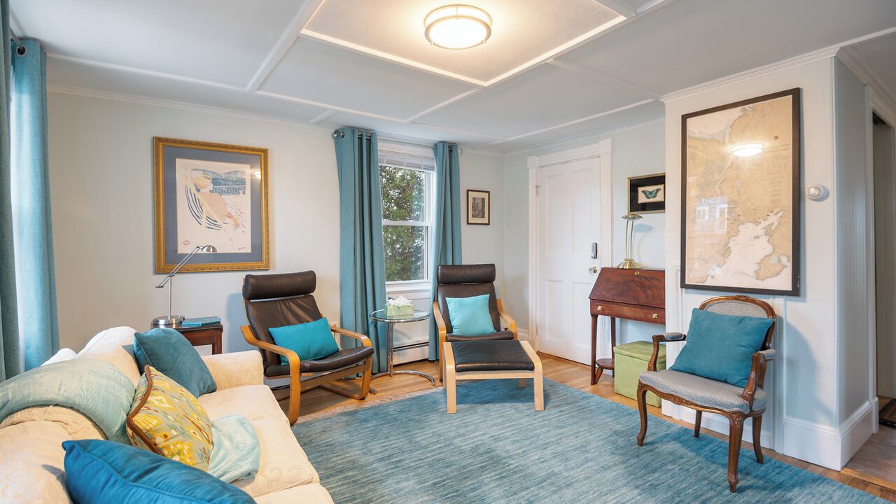 Photo of Livingroom in Gloucester