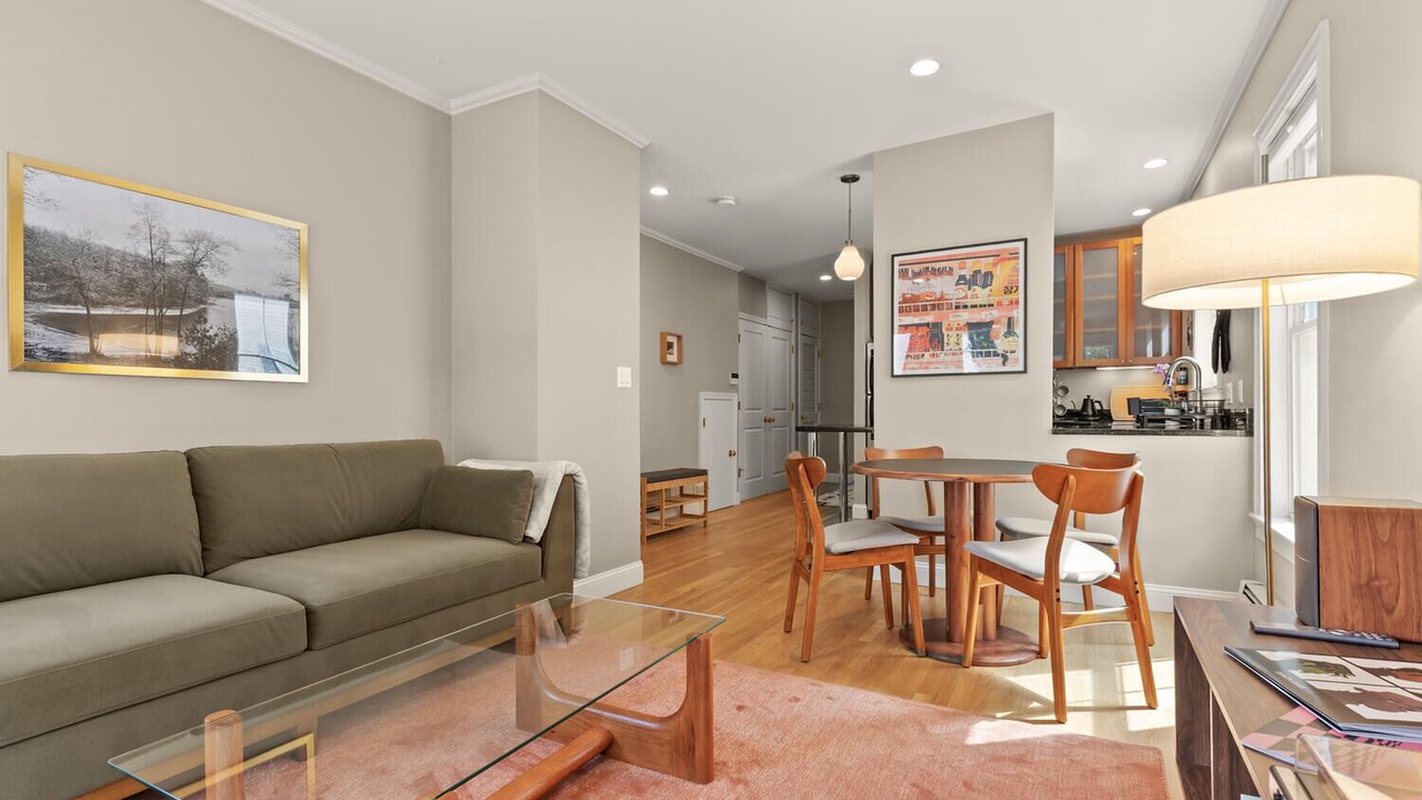 Photo of Livingroom in The Port