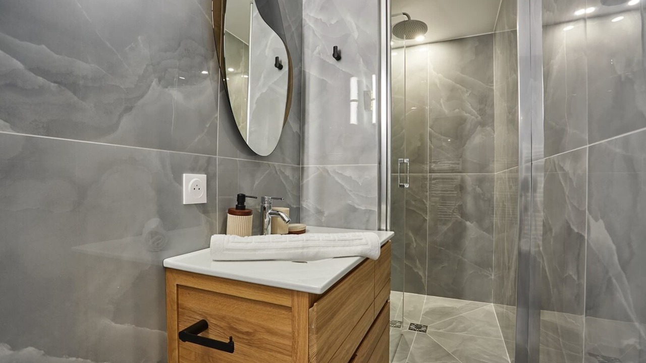 Photo of Bathroom in Saint-Vincent-de-Paul