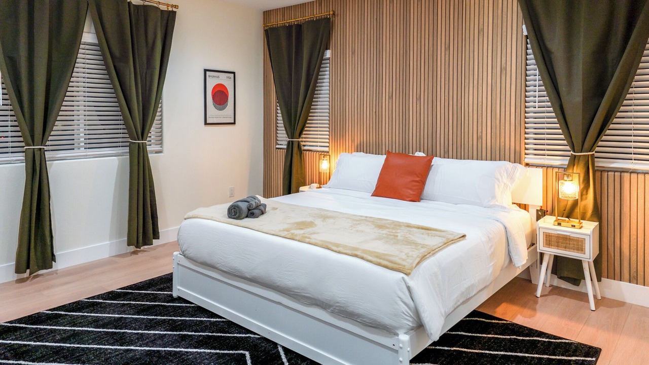 Photo of Bedroom in Riverview West