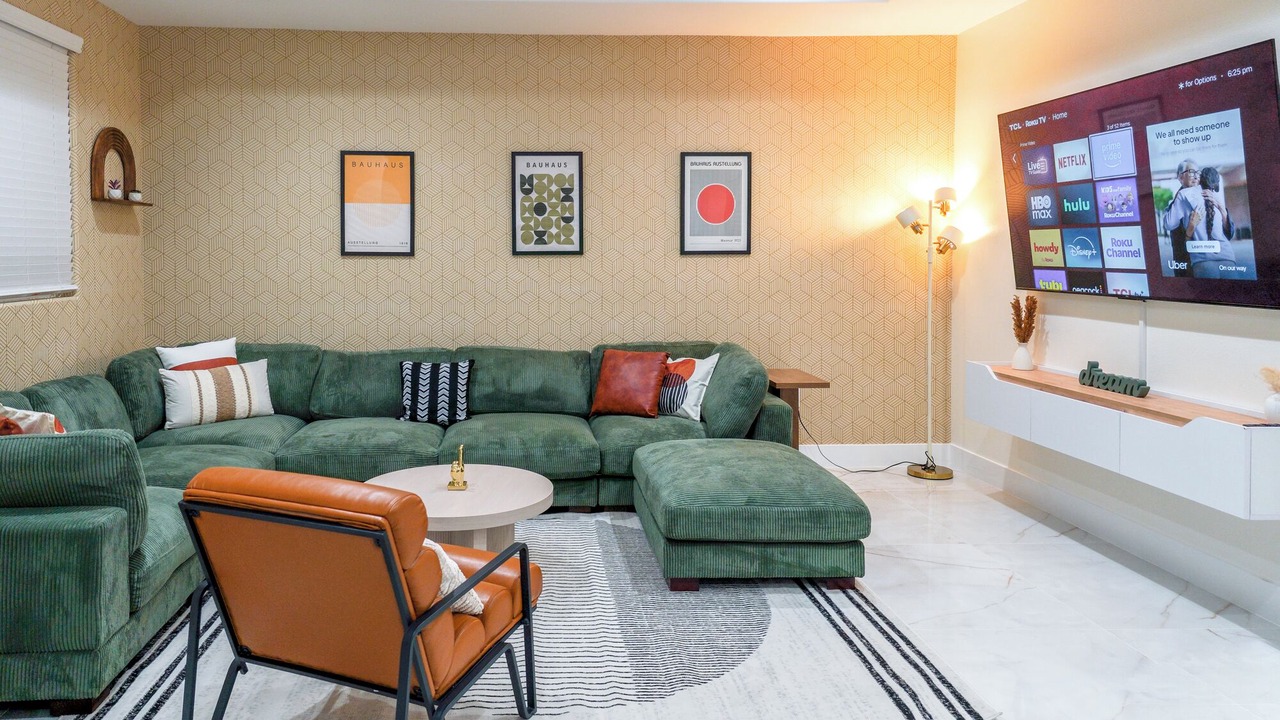 Photo of Livingroom in Riverview West