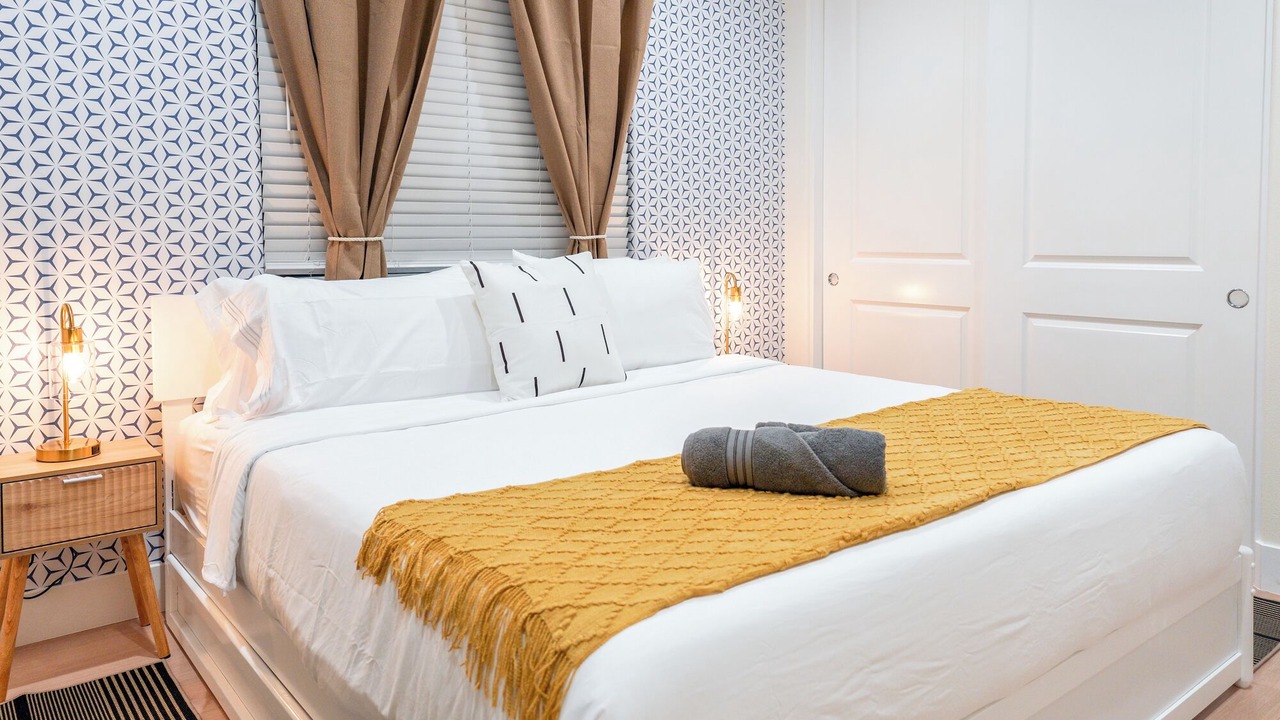 Photo of Bedroom in Riverview West