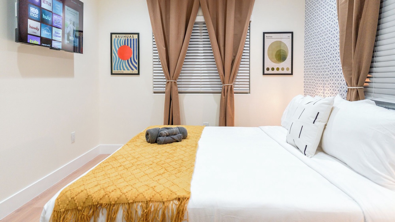Photo of Bedroom in Riverview West