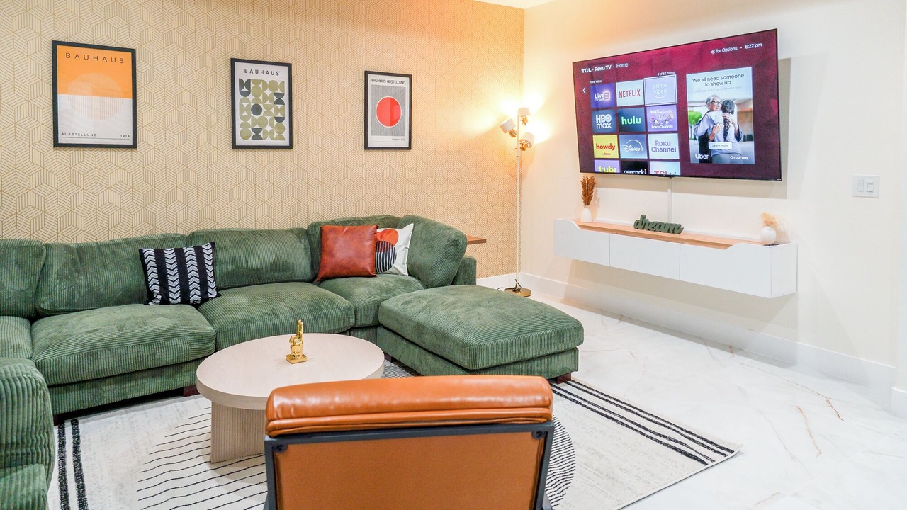 Photo of Livingroom in Riverview West
