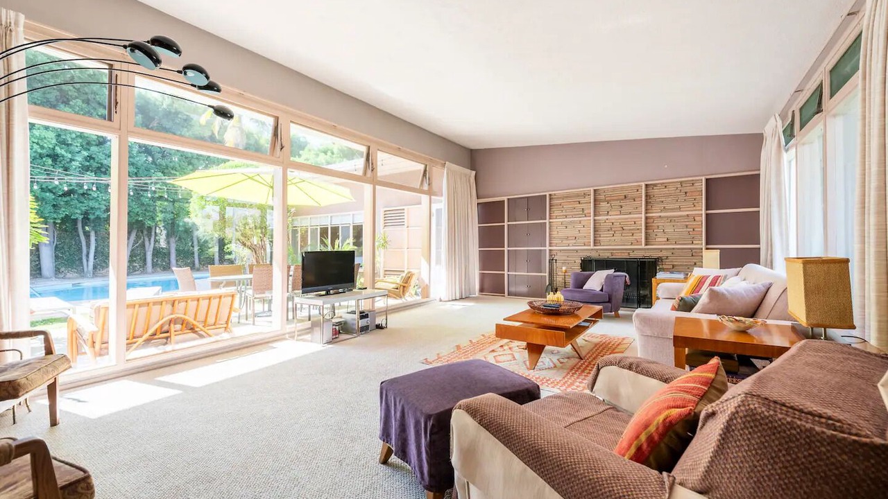 Photo of Livingroom in Bixby Knolls