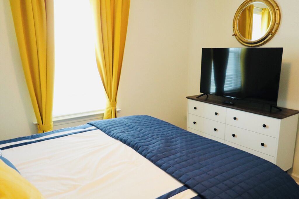 Photo of Bedroom in Gulfport