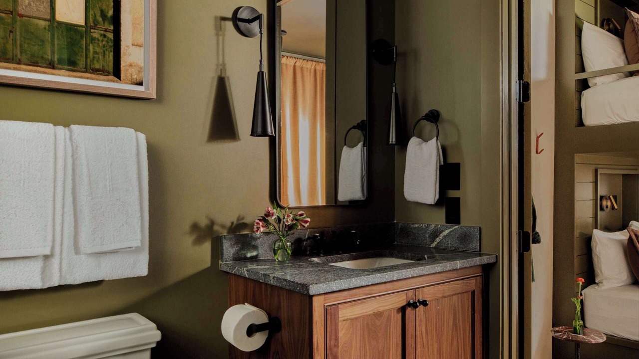 Photo of Bathroom in Uptown Historic District