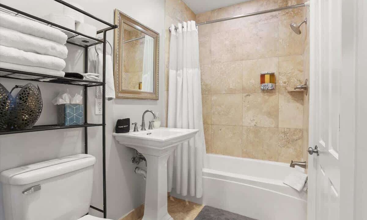 Photo of Bathroom in Faubourg Marigny
