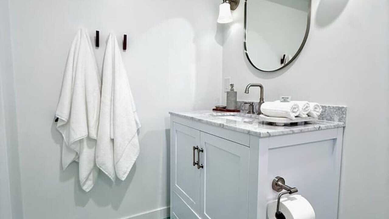 Photo of Bathroom in Meiners Oaks