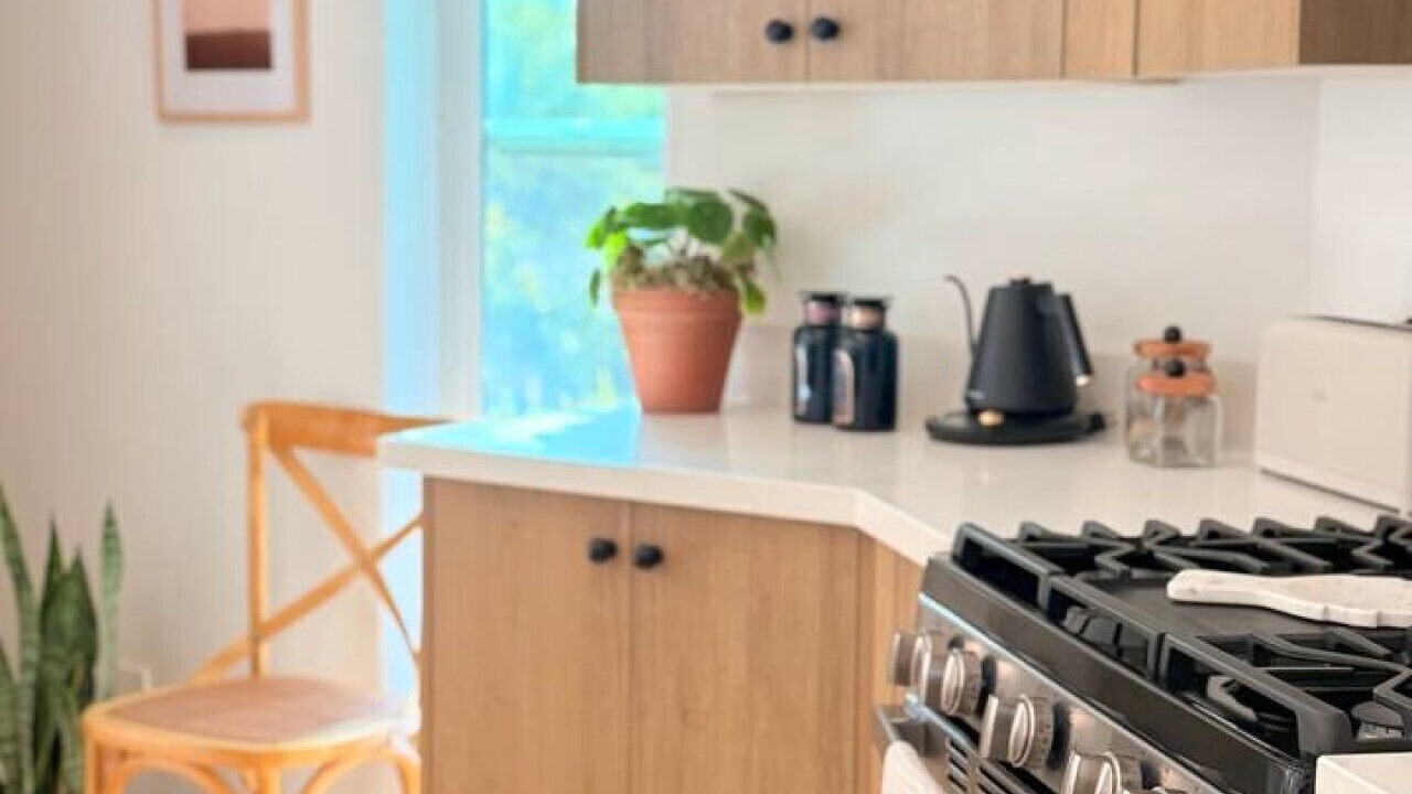 Photo of Kitchen in Meiners Oaks