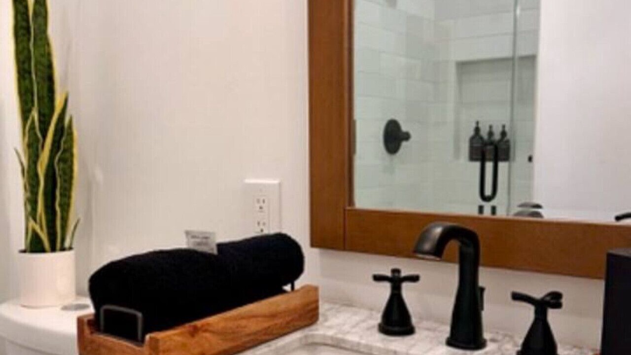 Photo of Bathroom in Meiners Oaks