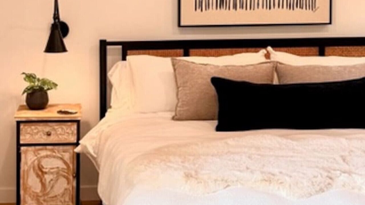 Photo of Bedroom in Meiners Oaks