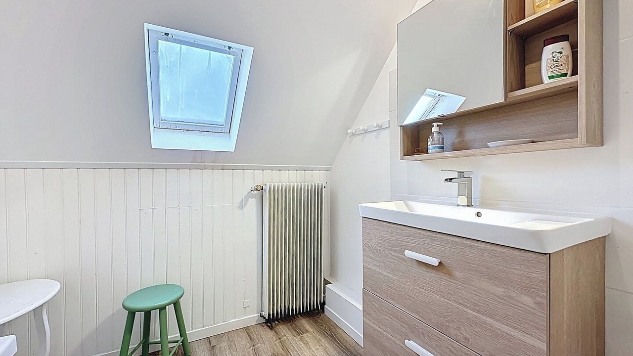 Photo of Bathroom in Chaumontel
