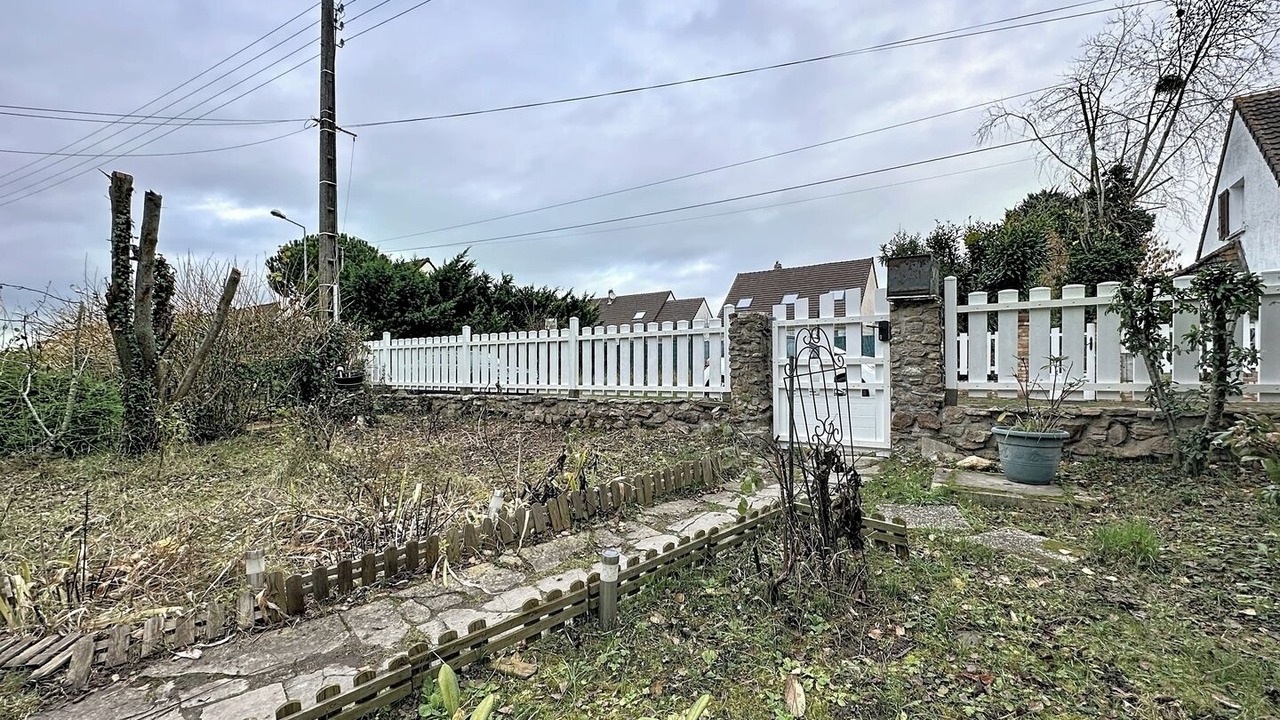 Photo of Outdoor in Chaumontel