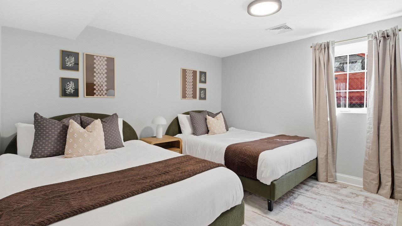 Photo of Bedroom in East Somerville