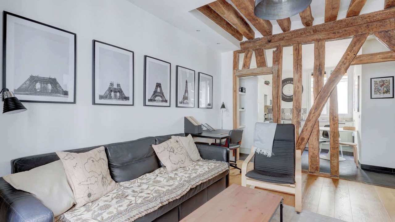 Photo of Livingroom in Notre-Dame-des-Champs
