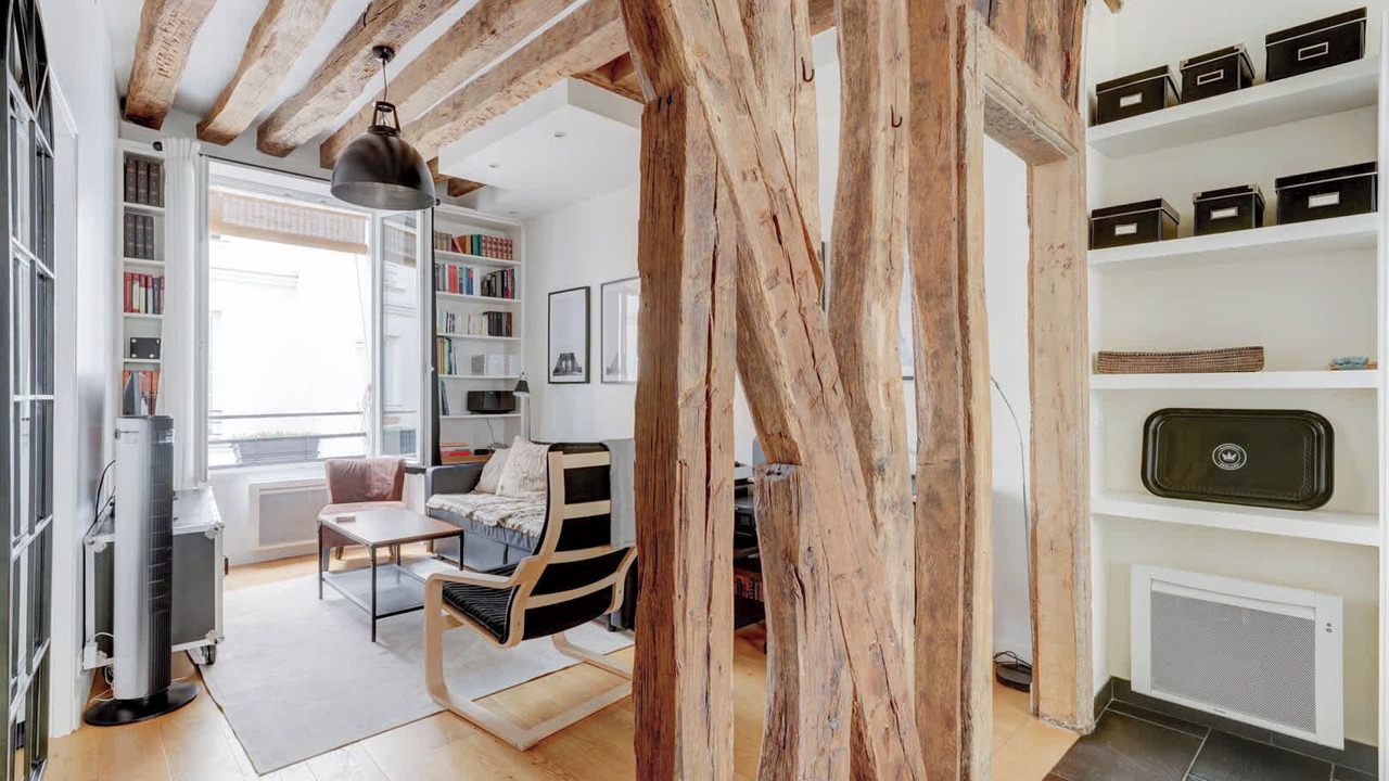 Photo of Livingroom in Notre-Dame-des-Champs