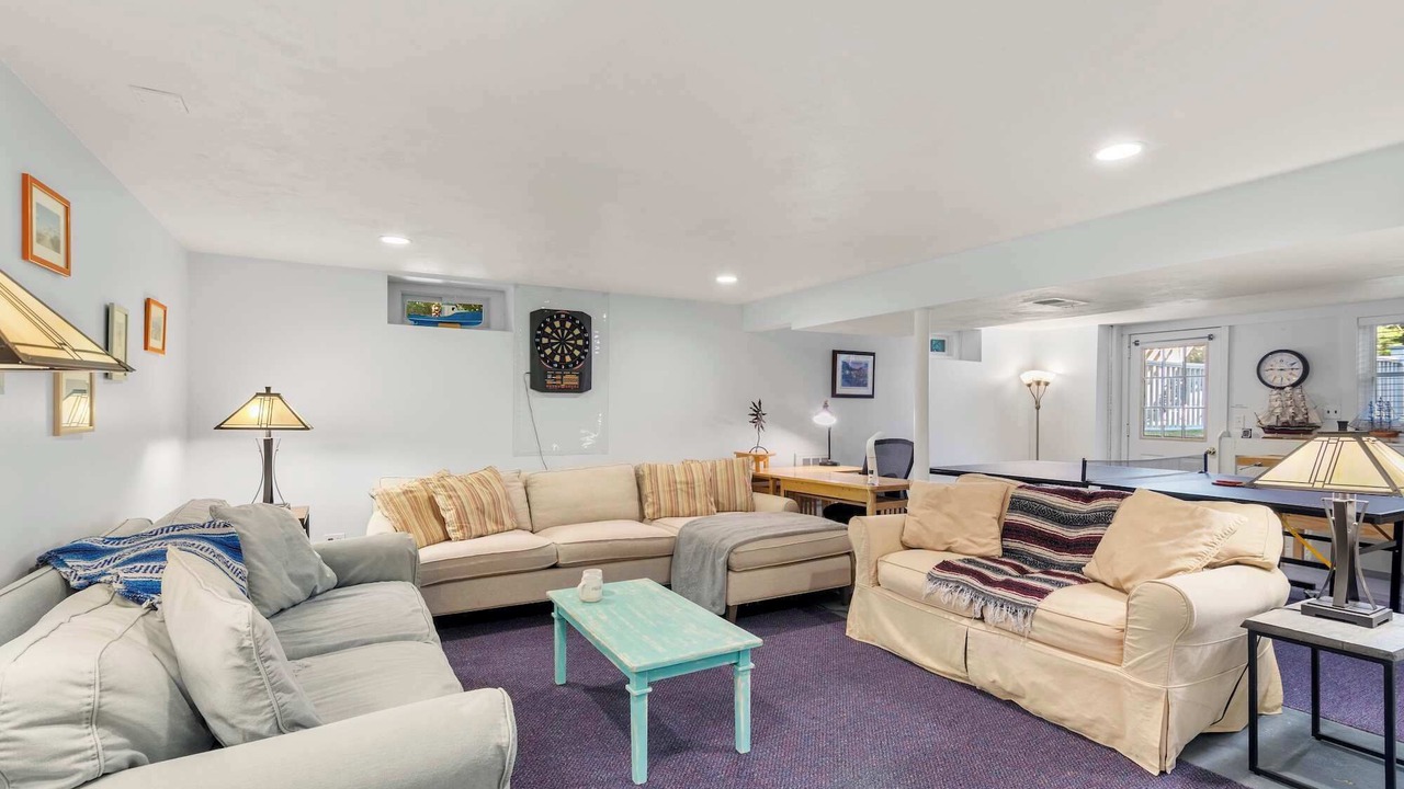 Photo of Livingroom in East Harwich