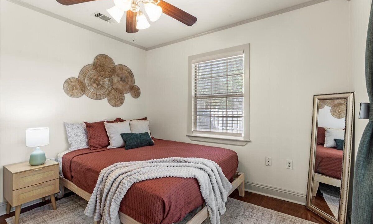 Photo of Bedroom in Long Beach