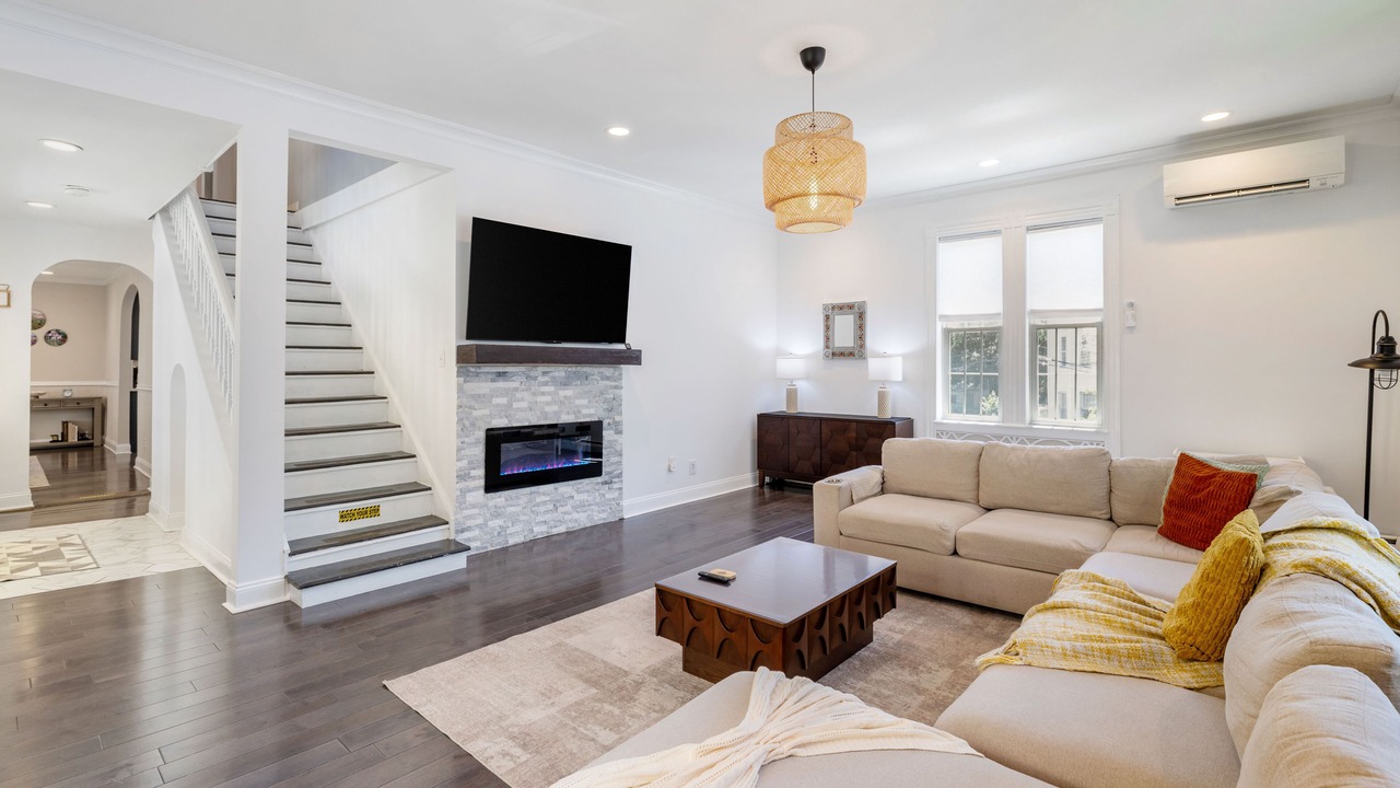 Photo of Livingroom in Highland Park