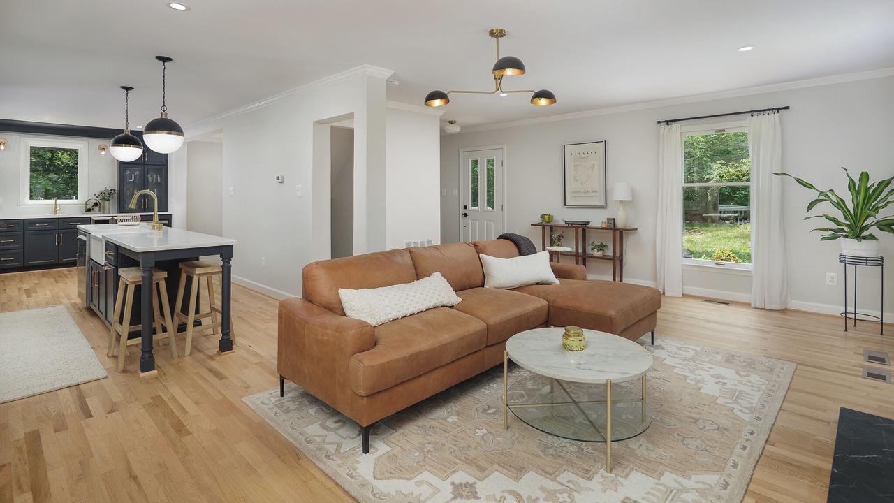 Photo of Livingroom in Blue Ridge