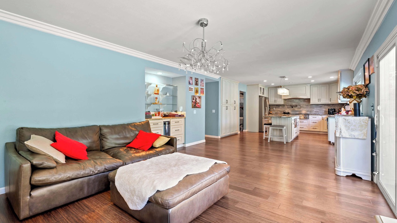 Photo of Livingroom in Cerritos