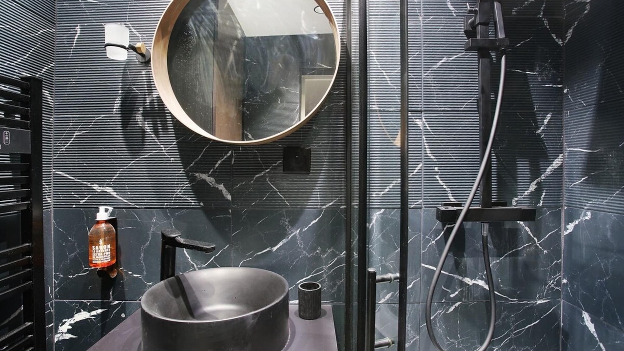 Photo of Bathroom in Pigalle