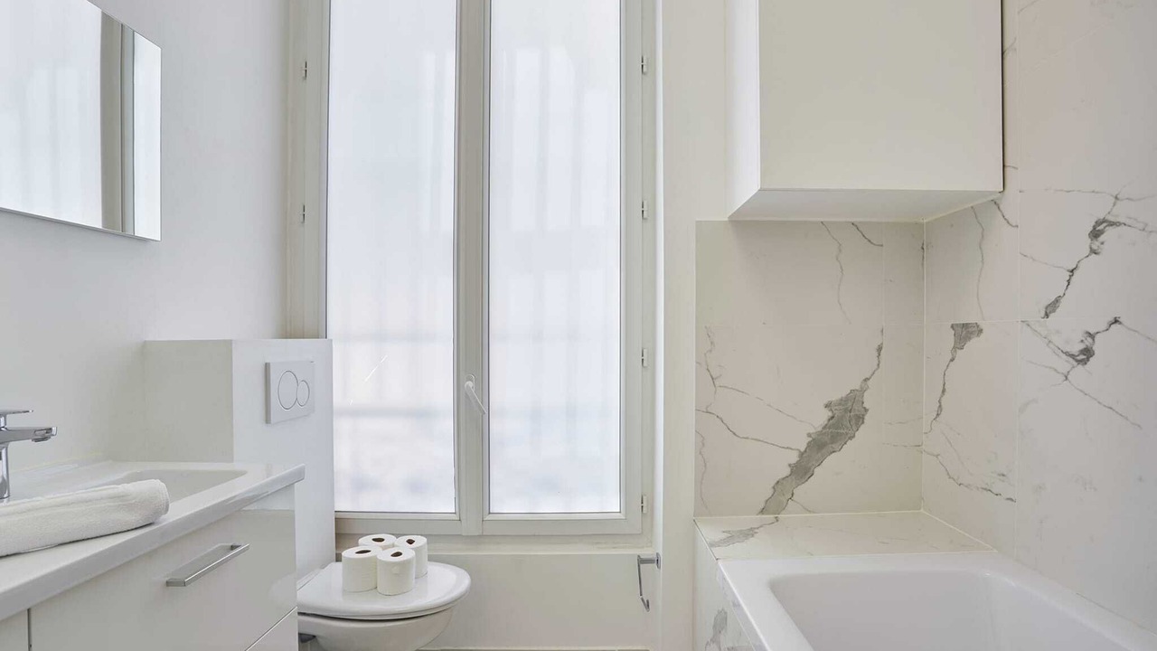 Photo of Bathroom in Quartier du Mail