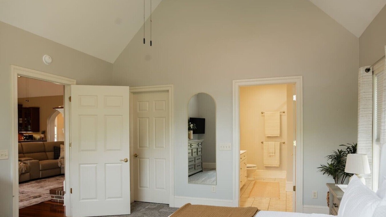 Photo of Bedroom in Greensboro