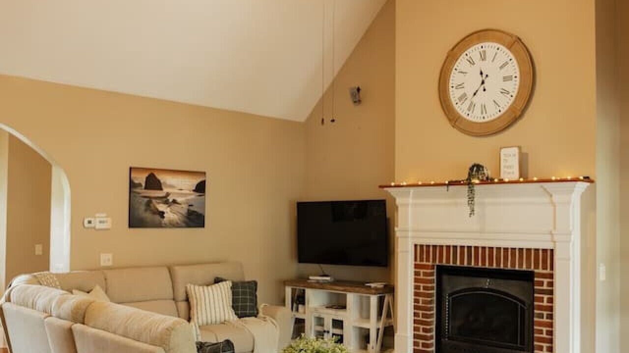 Photo of Livingroom in Greensboro