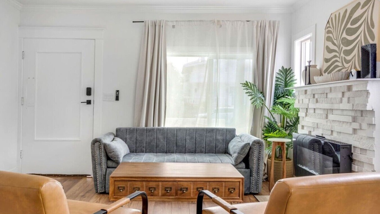 Photo of Livingroom in South Redondo