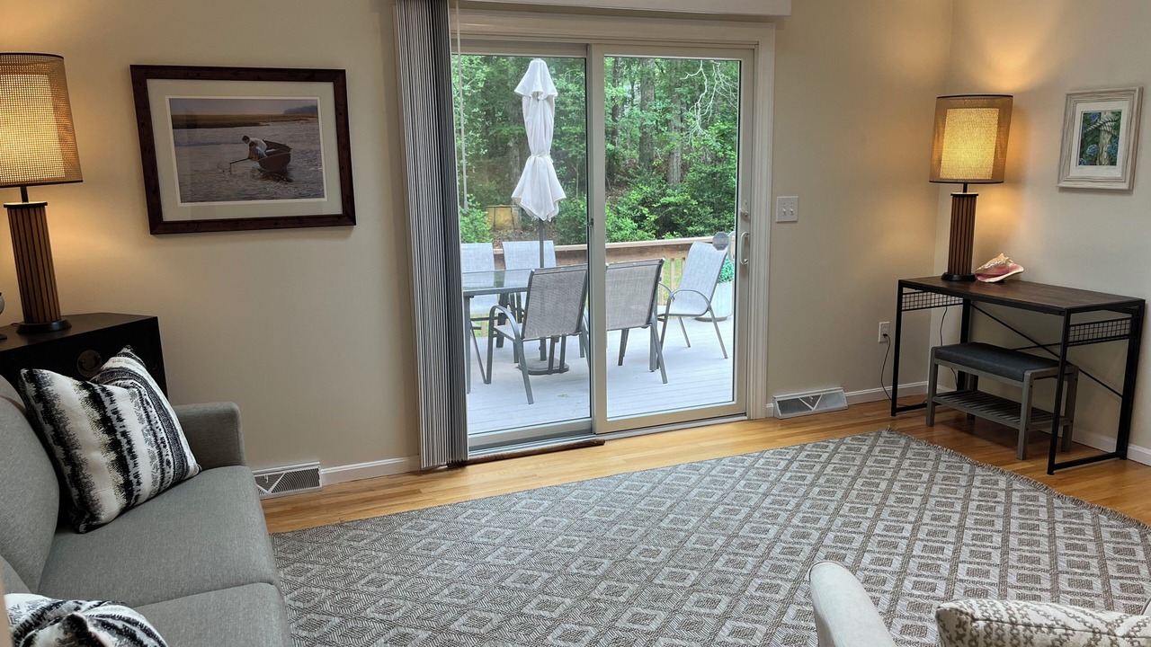 Photo of Livingroom in West Barnstable
