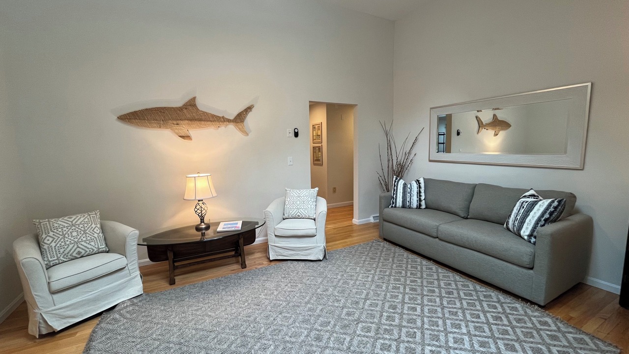 Photo of Livingroom in West Barnstable