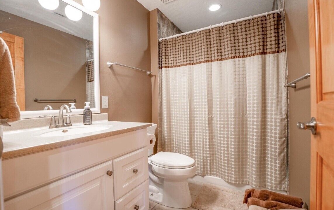 Photo of Bathroom in Spicer