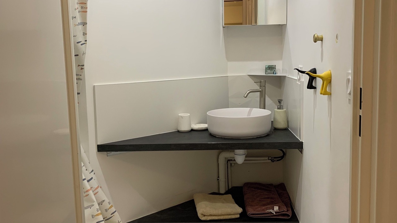Photo of Bathroom in Clichy