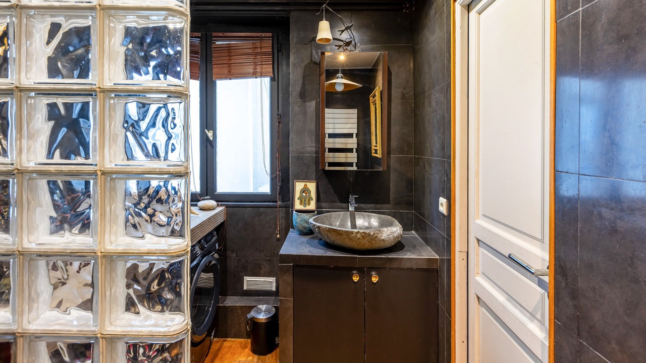 Photo of Bathroom in Quartier de Rochechouart