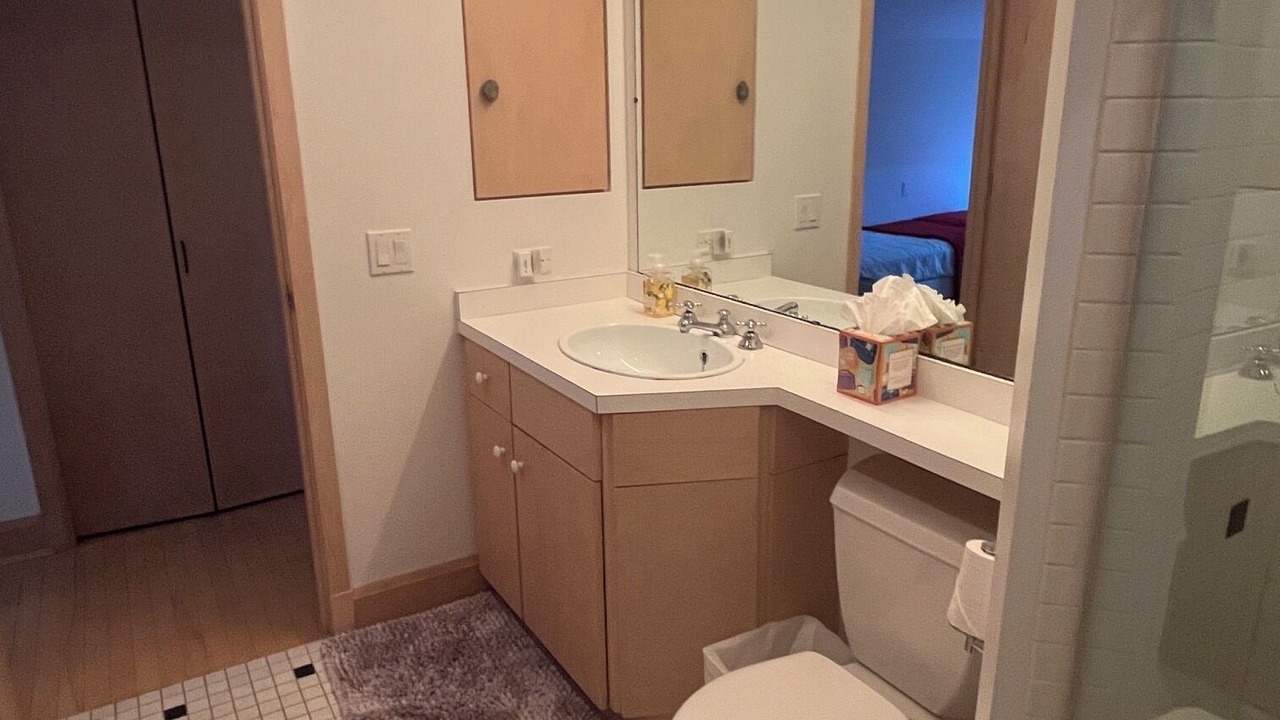 Photo of Bathroom in Aquinnah